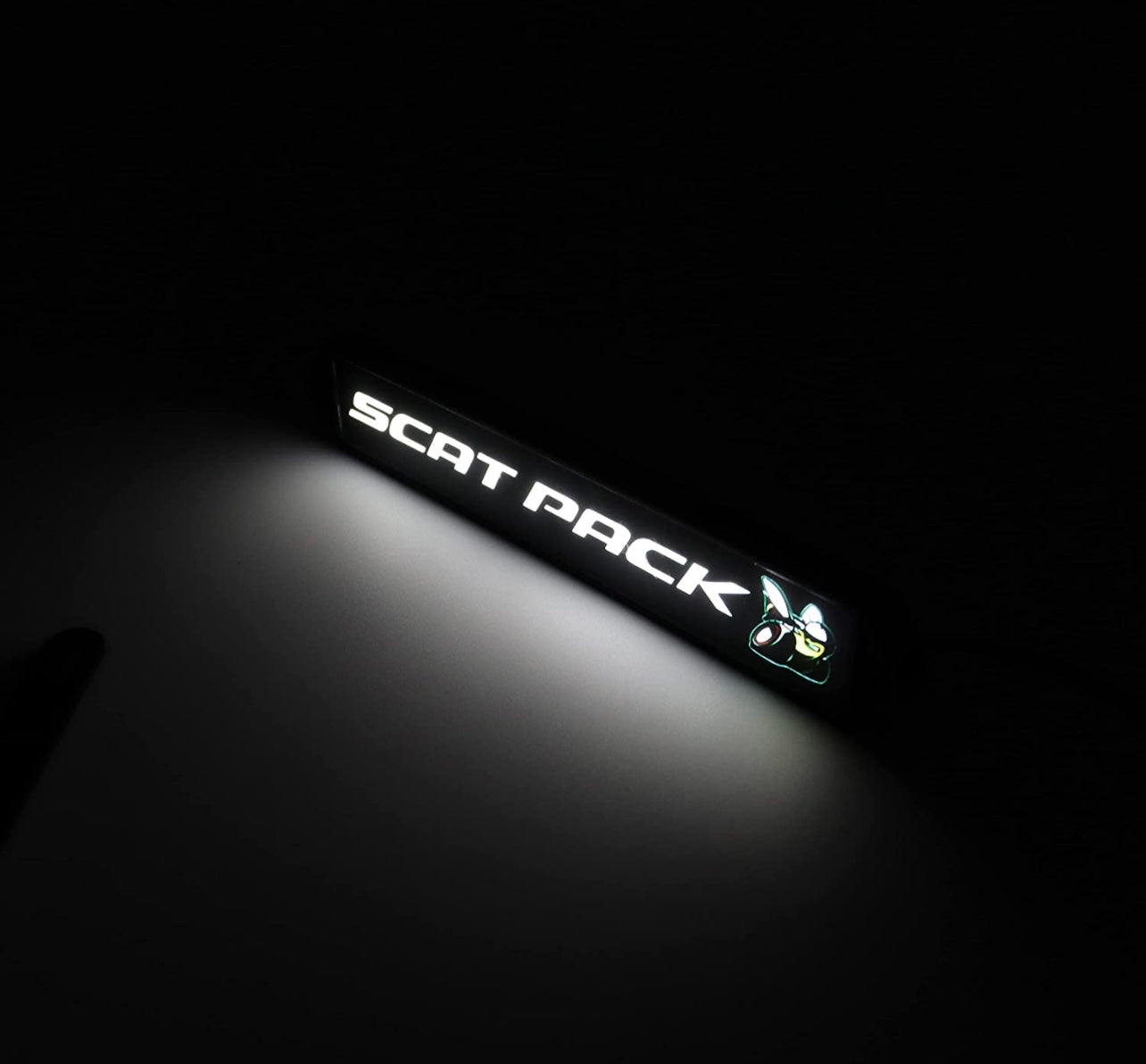 SCAT PACK LIGHT UP BADGE (SOILD WHITE ONLY)